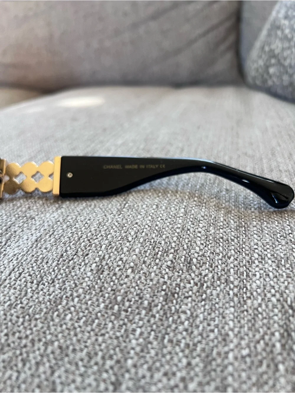 Chanel Acetate Glass Pearl Polarized Oval Sunglasses Black Sunglasses